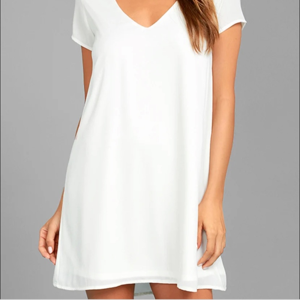 Lulu’s Simple White Dress